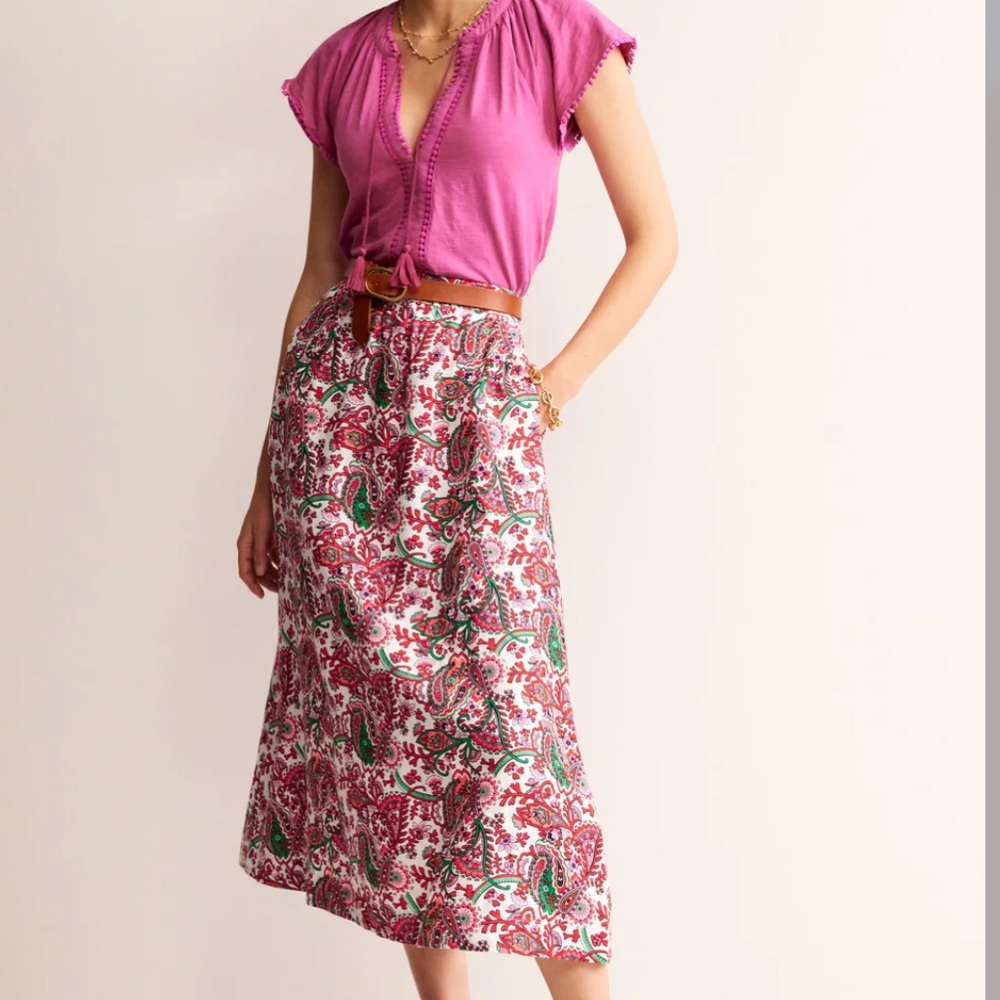 Boden Florence Linen Midi Skirt
Ivory, Fantastical